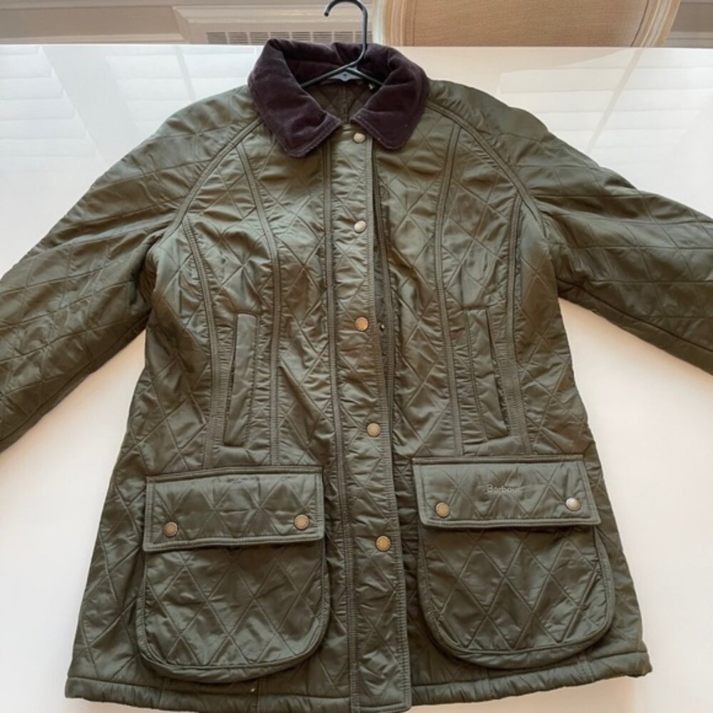 Barbour Olive Quilted Jacket with Brown Collar